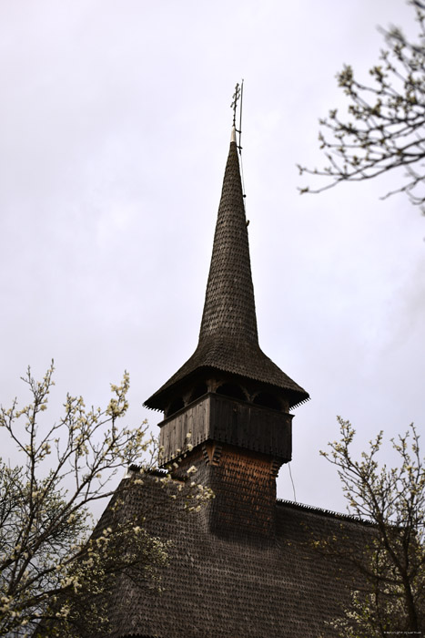 Eglise en bois Prsentation de la Virge dans le Temple Barsana / Roumanie 