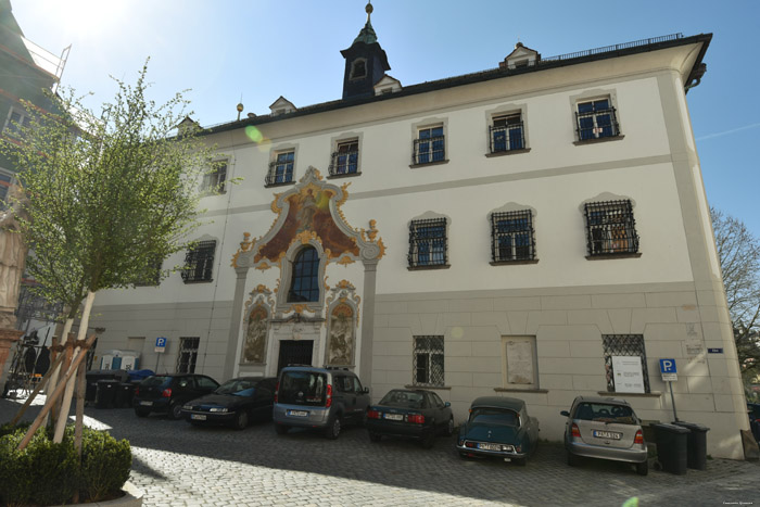 Huis met hoogwaterstanden Passau / Duitsland 