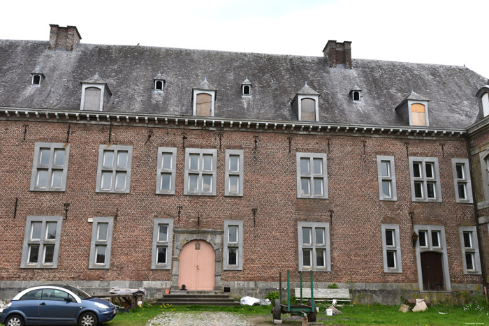 Kasteel van de Bryas (in Morialm) MORIALME in FLORENNES / BELGI 