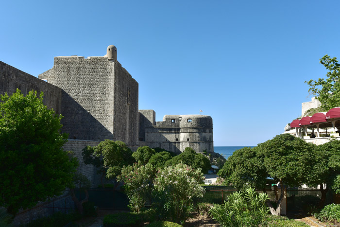 Stadssomwalling Oost Dubrovnik in Dubrovnic / KROATI 