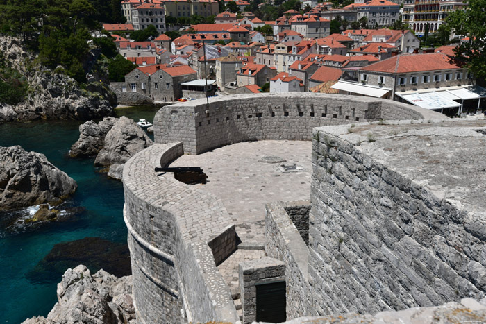 Stadssomwalling Oost Dubrovnik in Dubrovnic / KROATI 