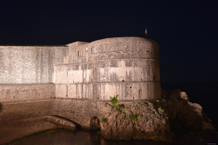 Stadssomwalling Oost Dubrovnik in Dubrovnic / KROATI 