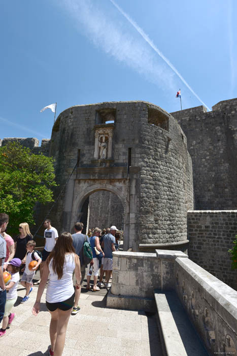 Vrata Pile Gate Dubrovnik in Dubrovnic / CROATIA 