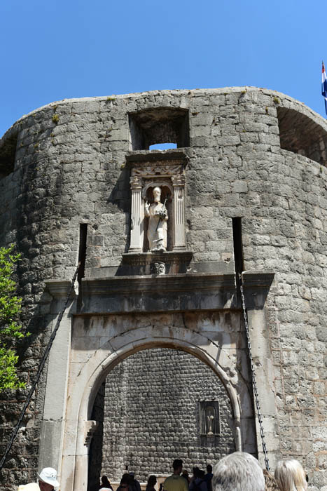 Vrata Pile Gate Dubrovnik in Dubrovnic / CROATIA 