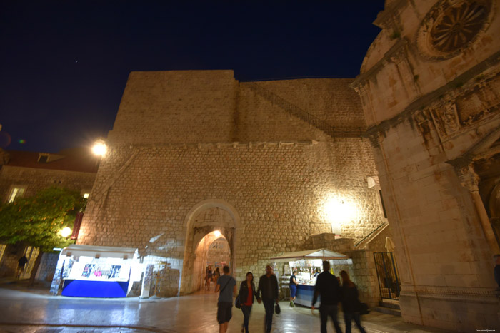 Vrata Pile Gate Dubrovnik in Dubrovnic / CROATIA 