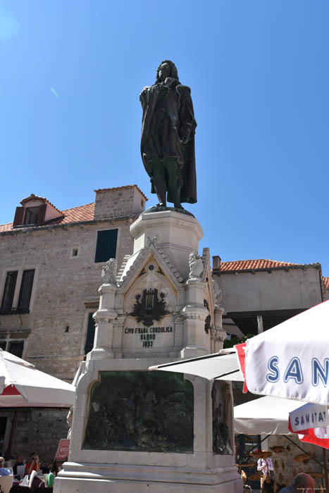 Spomenik Ivanu Gundulicu's Statue Dubrovnik in Dubrovnic / CROATIA 