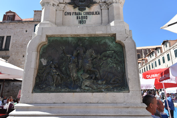 Spomenik Ivanu Gundulicu's Statue Dubrovnik in Dubrovnic / CROATIA 