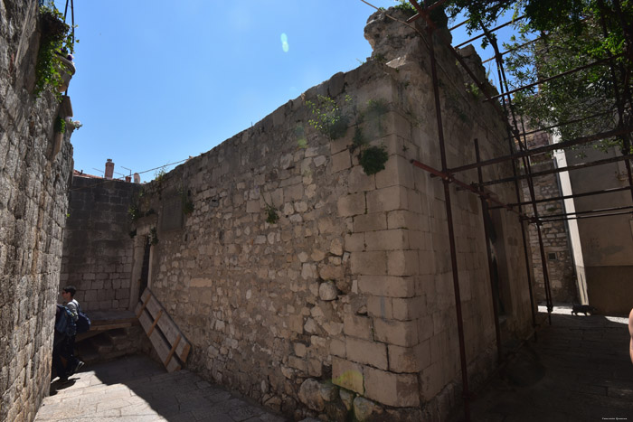 Ruines d'glise Dubrovnik  Dubrovnic / CROATIE 