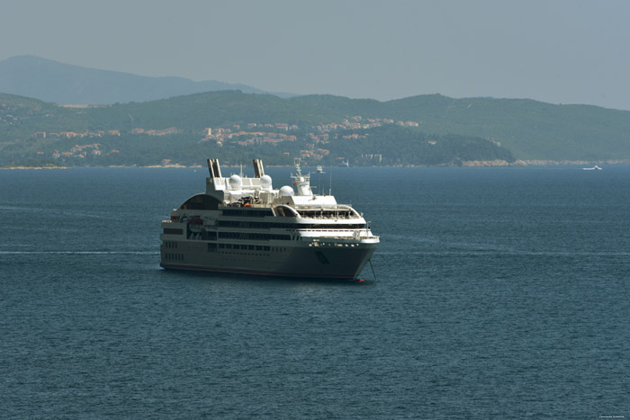 Zicht op Le Lyrial Dubrovnik in Dubrovnic / KROATI 