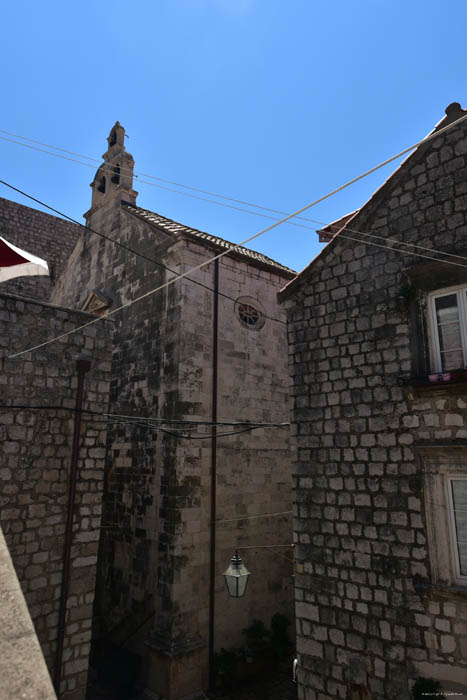 Vervallen kerk Dubrovnik in Dubrovnic / KROATI 