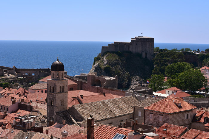 Vues de Ville depuis Enceinte de Ville Dubrovnik  Dubrovnic / CROATIE 