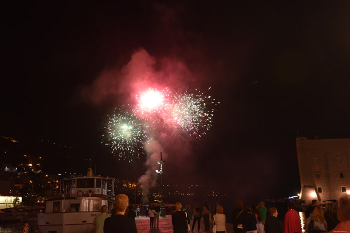 Feu Artifice Dubrovnik  Dubrovnic / CROATIE 