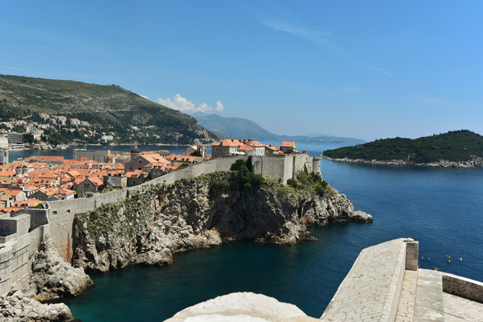 Zicht op stad vanuit Lovrijenac Dubrovnik in Dubrovnic / KROATI 