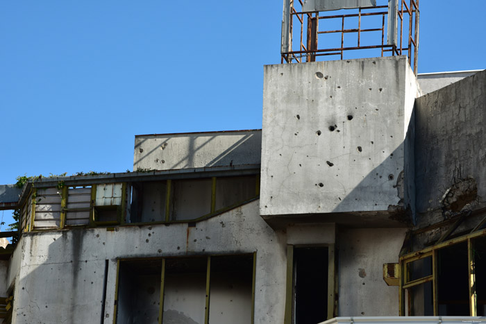 Appartementsgebouw met oorlogsschade Mostar / Boznie-Herzegovina 