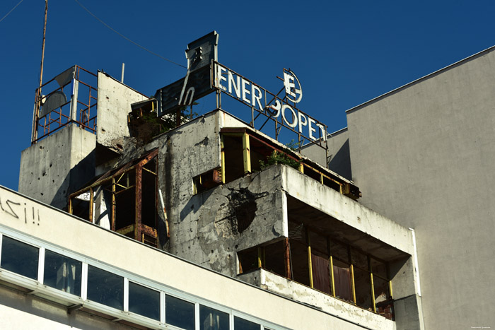 Appartementsgebouw met oorlogsschade Mostar / Boznie-Herzegovina 