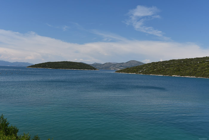 Zicht Luka Dubrava in Ston / KROATI 