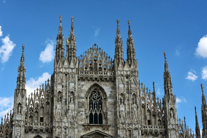 Saint Mary of the Navity Cathedral (Duomo) Milan (Milano) / Italia 