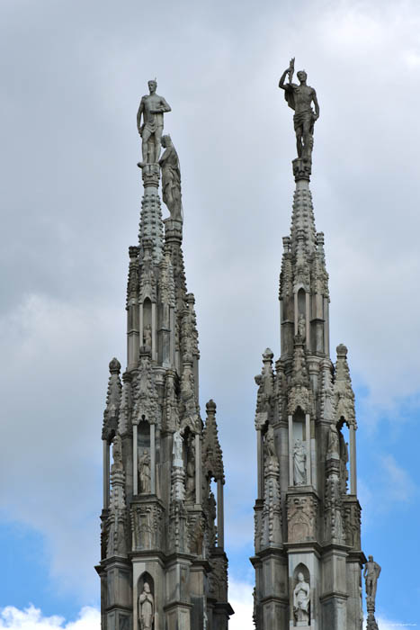 Onze-Lieve-Vrouwe-Geboortecathedraal (Dome) Milaan / Italië 