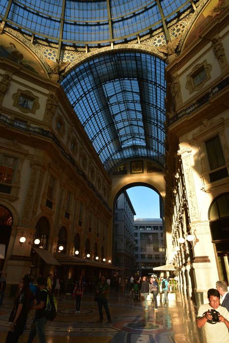 Victor Emmanuel II Galeria (Vittirio Emanuele II) Milan (Milano) / Italia 