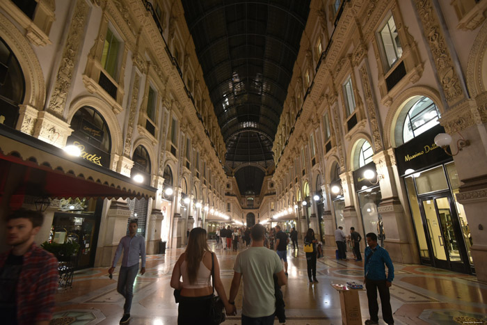 Victor Emmanuel II Galeria (Vittirio Emanuele II) Milan (Milano) / Italia 