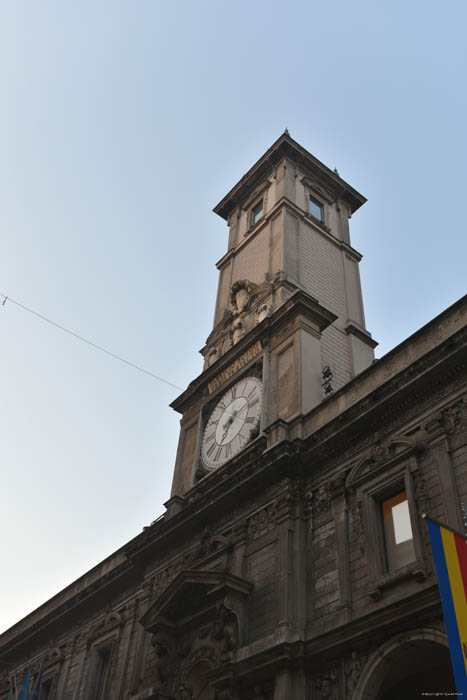 Palais Guireconsulti Milan / Italie 