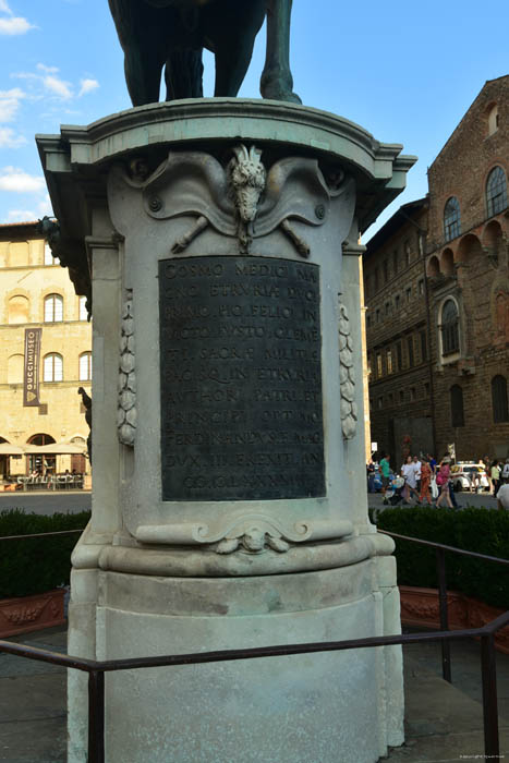 Cosmo Medici Ruiterstandbeeld Firenze / Italië 