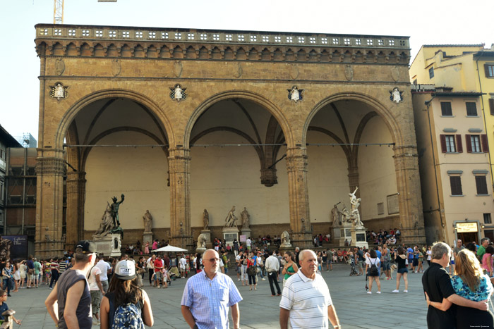 Loggia dei Lanzi Firenze / Italia 