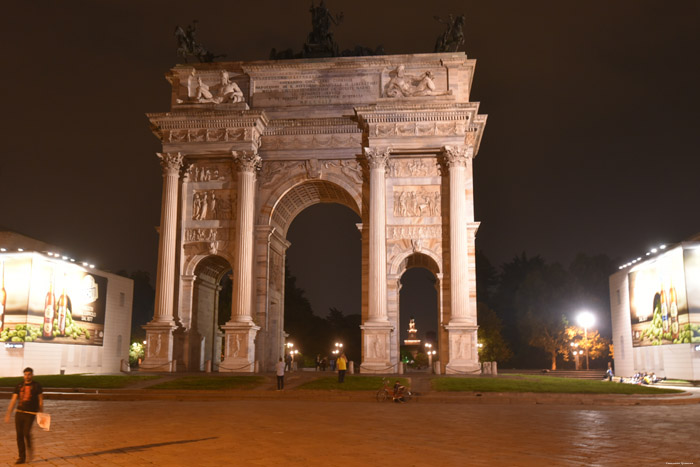 Piece Arc (Arce della Pace) Milan (Milano) / Italia 