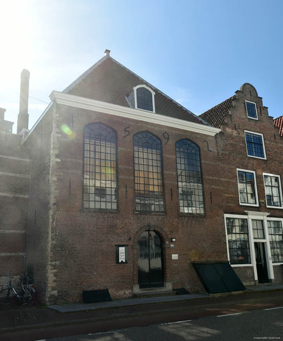 Ancienne fabrique de savon et Eglise Middelburg / Pays Bas 