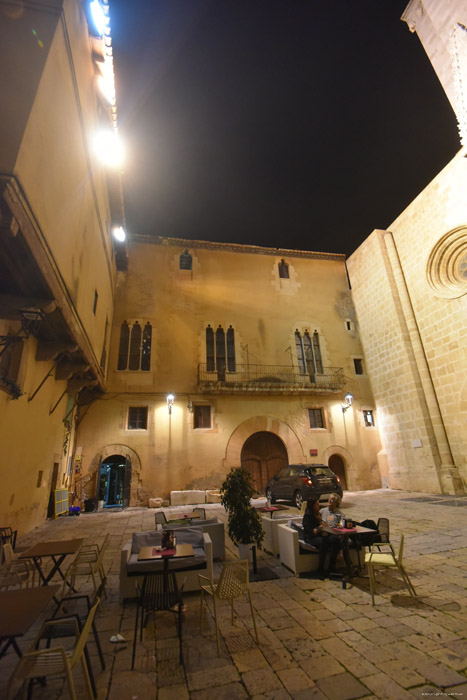 Huis van de Ober / Casa del Cambrer Tarragona / Spanje 