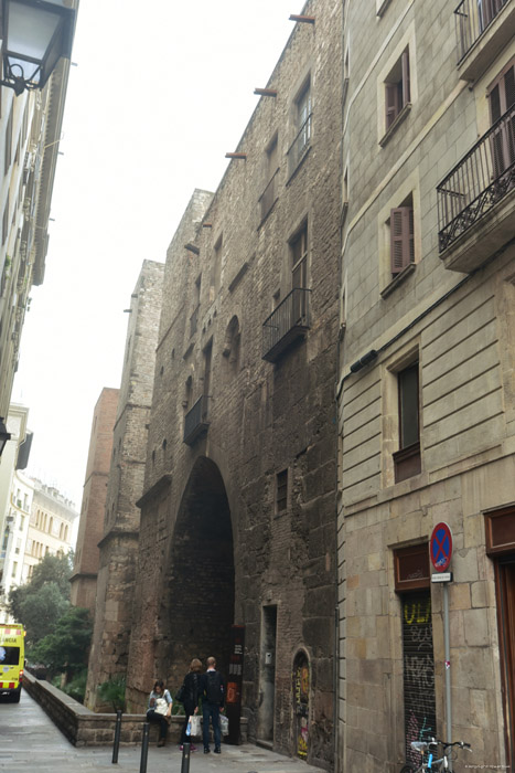 Roman Wall and Defense Towers Barcelona / Spain 