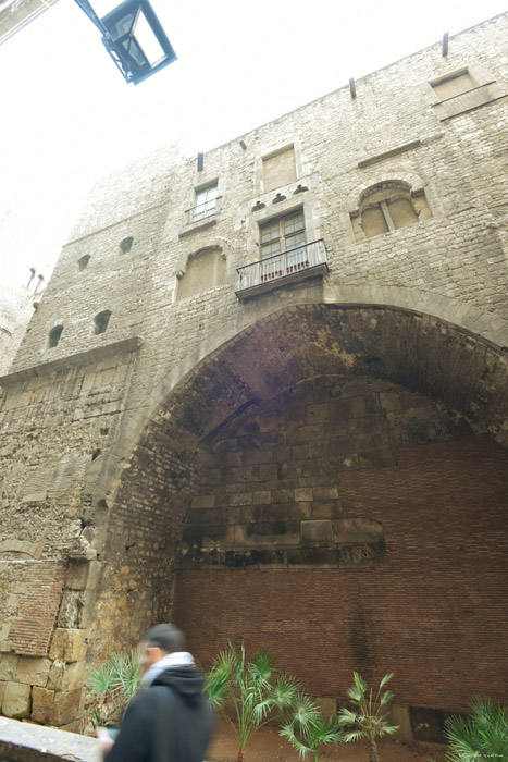 Roman Wall and Defense Towers Barcelona / Spain 