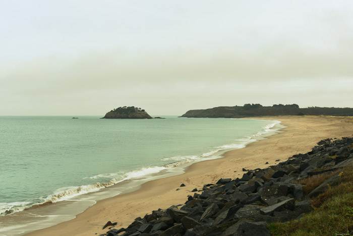 Guesclin Strand Saint Coulomb in Saint-Coulomb / FRANKRIJK 