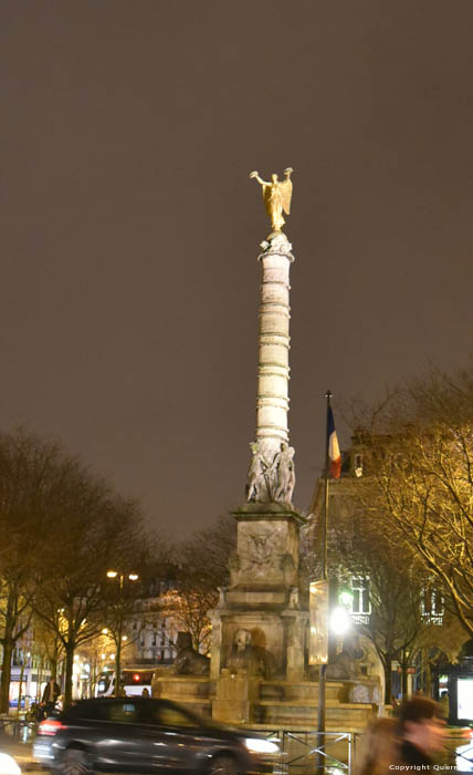 Chatelet Fountain /  Palm Tree Fountain Paris / FRANCE 