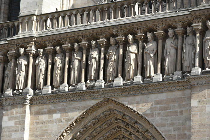 Onze-Lieve-Vrouwekathedraal (Notre Dame) Parijs in Paris / FRANKRIJK 