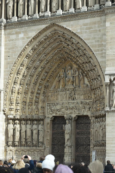 Cathdrale Notre Dame Paris / FRANCE 