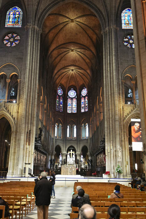 Cathdrale Notre Dame Paris / FRANCE 