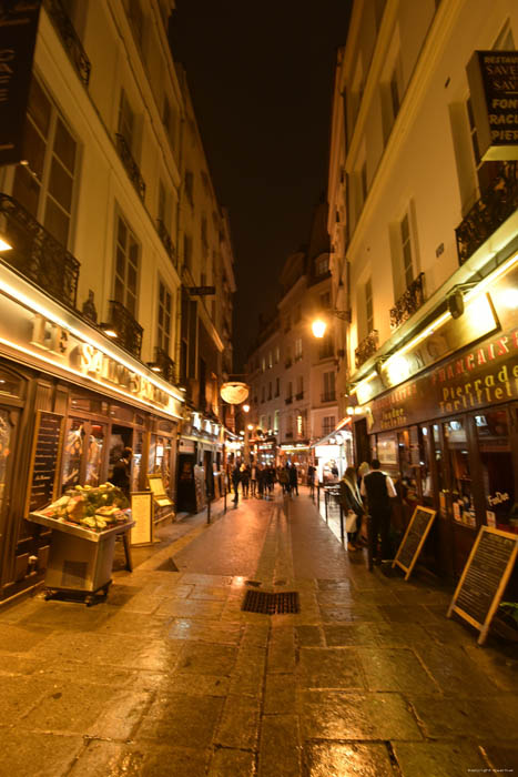 Rue Saint Sverin Parijs in Paris / FRANKRIJK 