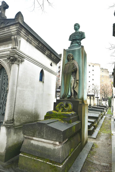 Tombe Herbinger  Paris / FRANCE 