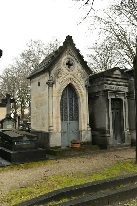 Tombe Famille Fourcade Paris / FRANCE 