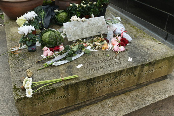 Tombe Olga et Joseph Ginsburg (Serge Gainsbourg) Paris / FRANCE 