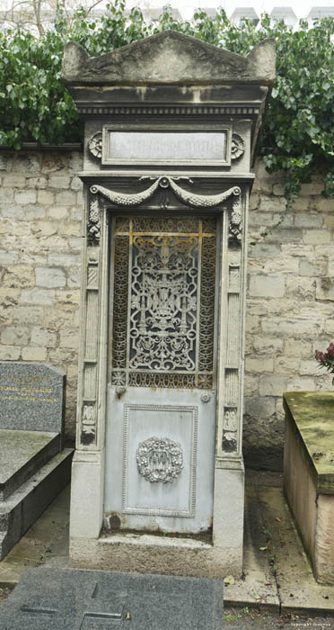 Family Deroide Grave Paris / FRANCE 