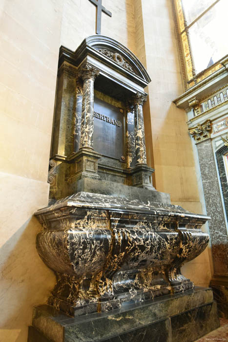 Saint Louis of the Crippled Church (Saint-Louis des Invalides) Paris / FRANCE 