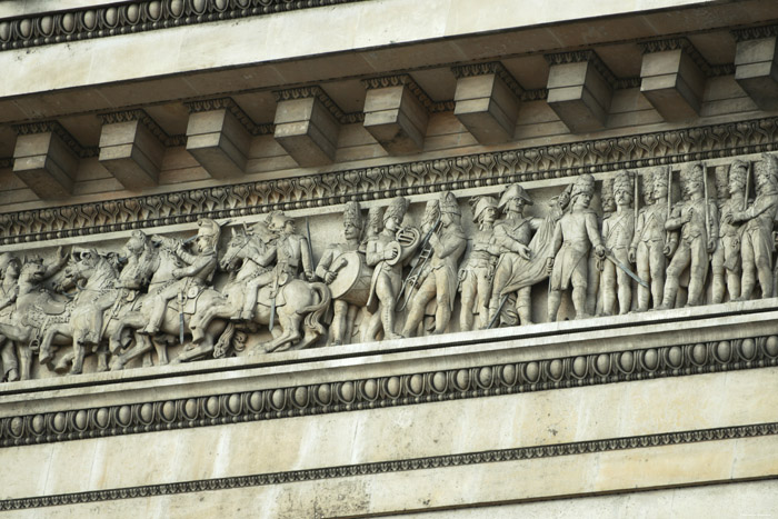 Arc de Triomphe Parijs in Paris / FRANKRIJK 