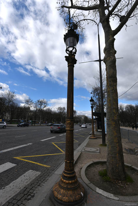 Street Lamps Paris / FRANCE 