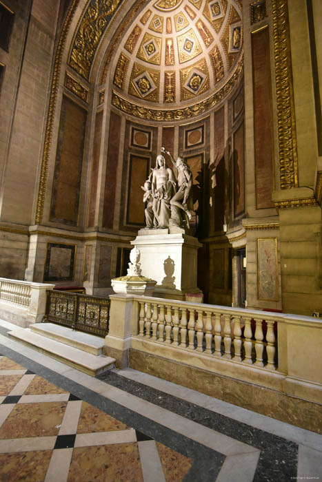 Kerk van Madeleen (Madeleine) Parijs in Paris / FRANKRIJK 