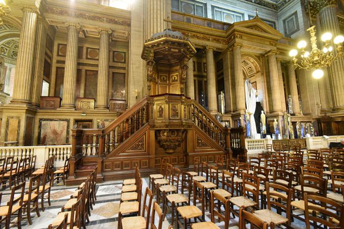 Kerk van Madeleen (Madeleine) Parijs in Paris / FRANKRIJK 
