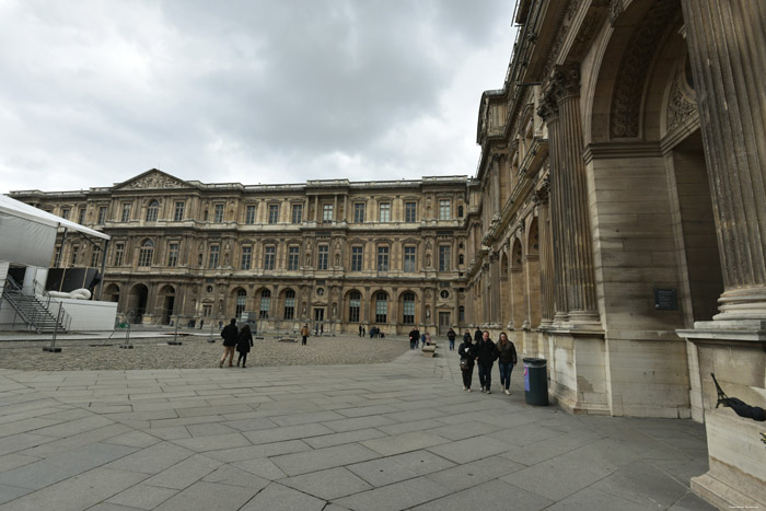 Louvre Paris / FRANCE 