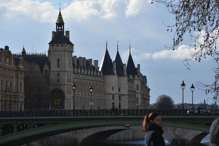 Oude Burcht Parijs in Paris / FRANKRIJK 