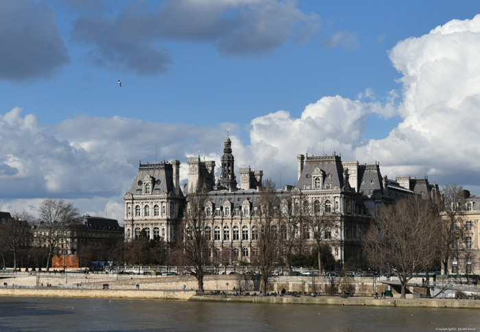 Stadhuis Parijs in Paris / FRANKRIJK 